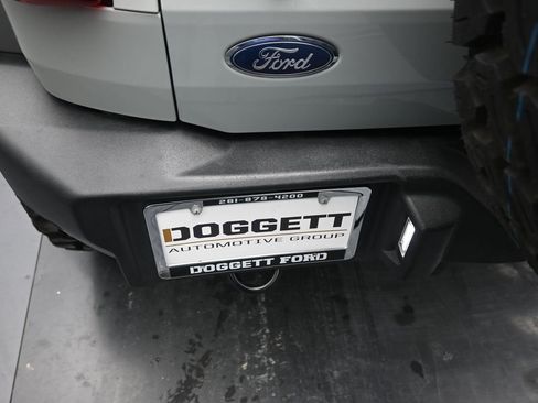 Certified 2022 Ford Bronco Base image 10