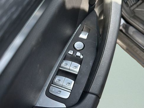 Certified 2023 BMW X3 sDrive30i w/ Premium Package w/ZPA image 8