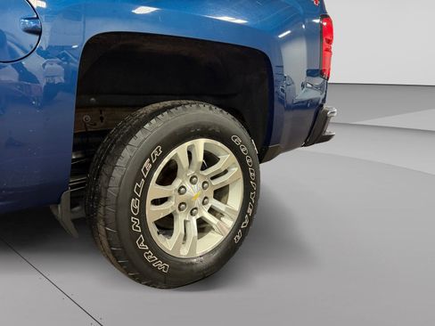 Used 2017 Chevrolet Silverado 1500 LT w/ All Star Edition image 44