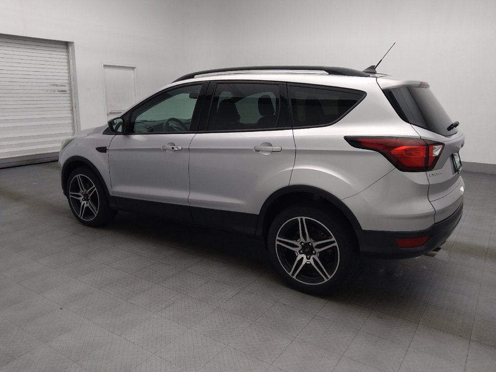 Used 2019 Ford Escape SEL FWD image 3