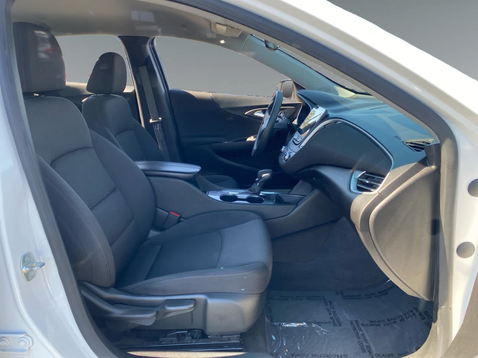 Used 2024 Chevrolet Malibu LT FWD image 15