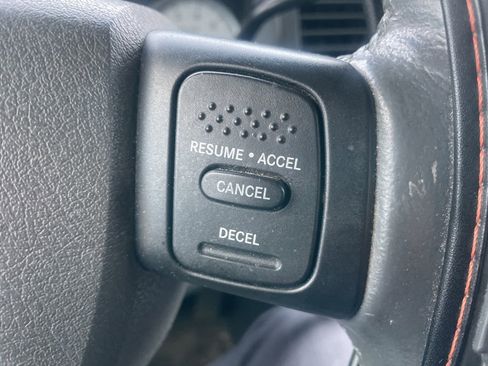 Used 2006 Dodge Durango SLT image 15