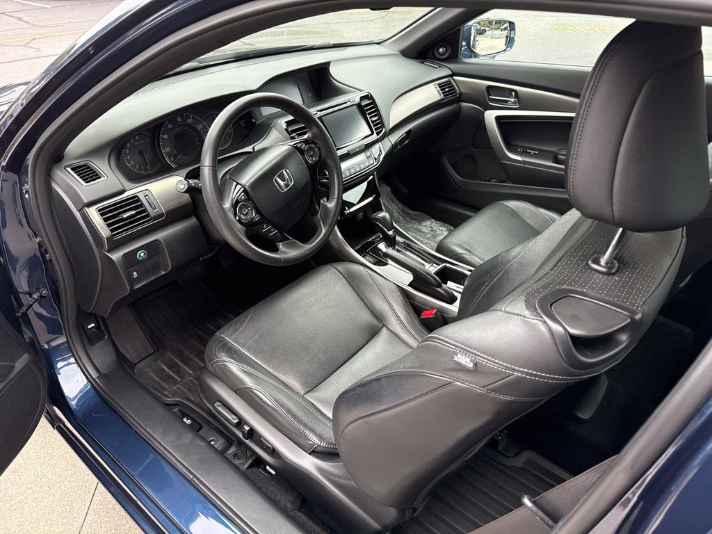 Used 2017 Honda Accord EX-L image 10