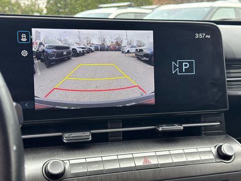 Used 2024 Hyundai Kona SEL w/ Convenience Package image 28