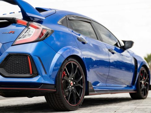 Used 2017 Honda Civic Type R image 17