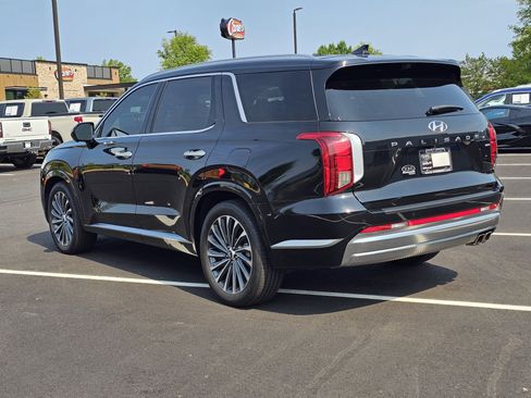 Used 2023 Hyundai Palisade Calligraphy w/ Cargo Package AWD/4WD image 13