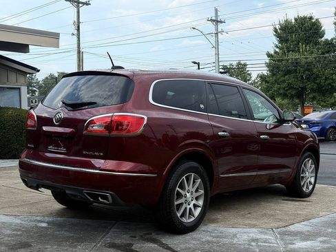 Used 2017 Buick Enclave Leather FWD image 5