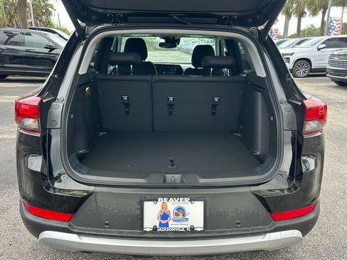 New 2026 Chevrolet TrailBlazer LT w/ Convenience Package image 11