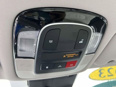 Used 2023 Hyundai Sonata SEL image 33