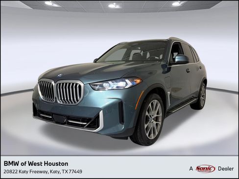 Used 2025 BMW X5 xDrive50e AWD/4WD image 1