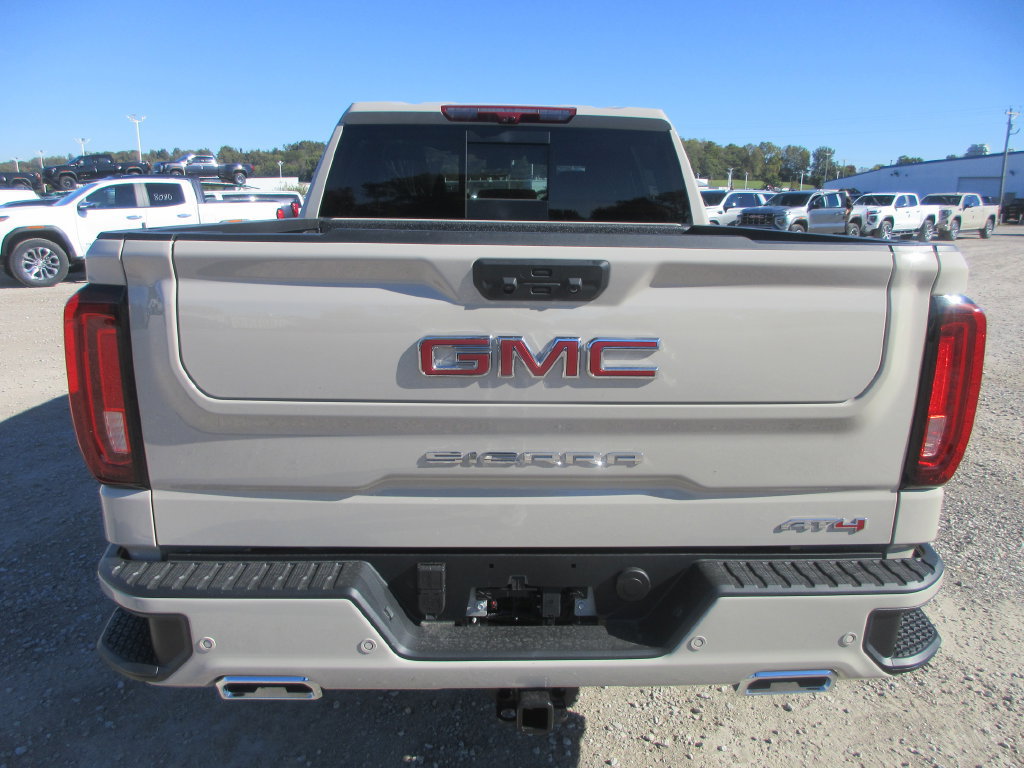 New 2026 GMC Sierra 1500 AT4 w/ AT4 Premium Package AWD/4WD image 5
