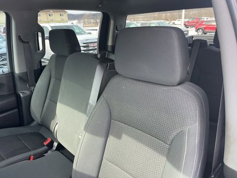 Used 2021 Chevrolet Silverado 2500 Custom w/ Custom Value Package image 18