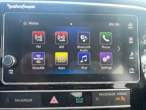 Used 2019 Mitsubishi Outlander SEL AWD/4WD image 30