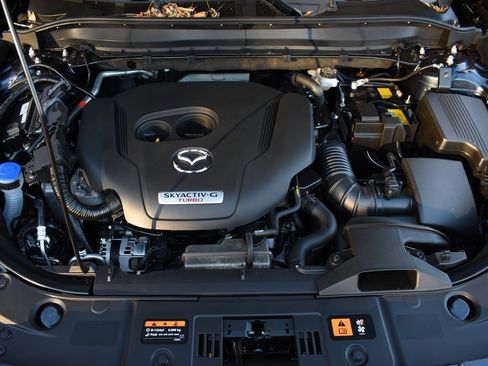 New 2025 MAZDA CX-5 Signature image 10