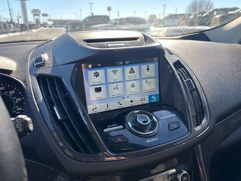 Used 2016 Ford Escape Titanium image 22