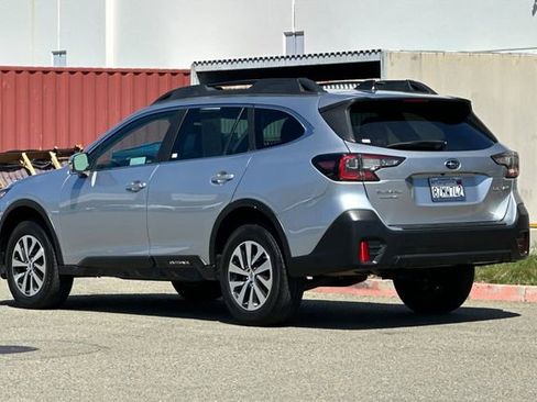Used 2022 Subaru Outback Premium w/ Popular Package #1 AWD/4WD image 6