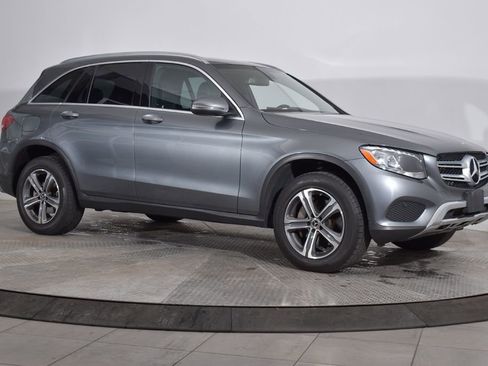 Used 2018 Mercedes-Benz GLC 300 4MATIC image 8