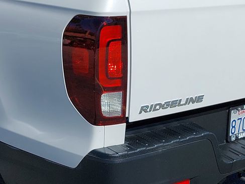 Certified 2023 Honda Ridgeline RTL image 34
