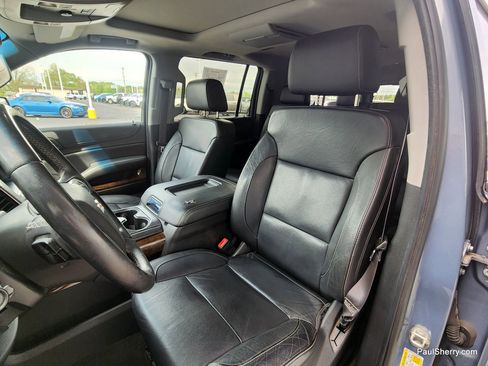 Used 2016 Chevrolet Suburban LT AWD/4WD image 27