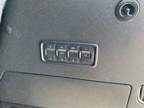 Used 2017 GMC Acadia Limited SLT AWD/4WD image 32