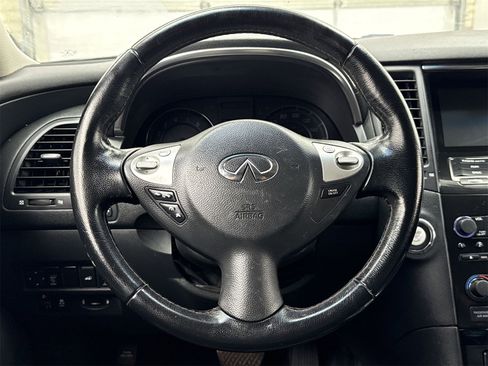 Used 2017 INFINITI QX70 2WD image 20