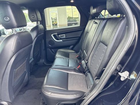 Used 2019 Land Rover Discovery Sport SE AWD/4WD image 25