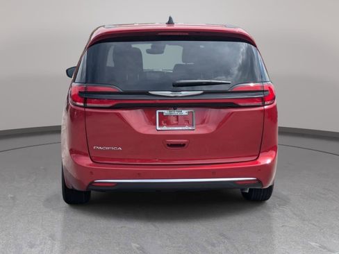 New 2026 Chrysler Pacifica Select FWD image 6