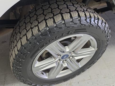 Used 2019 Ford F150 XLT w/ Equipment Group 302A Luxury image 23