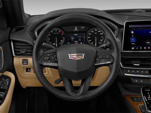 Used 2024 Cadillac XT5 Premium Luxury w/ LPO, Floor Liner Package AWD/4WD image 8