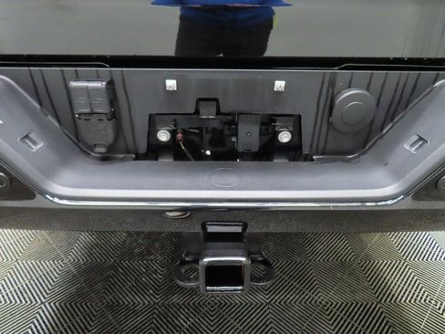 Used 2025 GMC Sierra 2500 AT4 w/ AT4 Premium Plus Package image 47