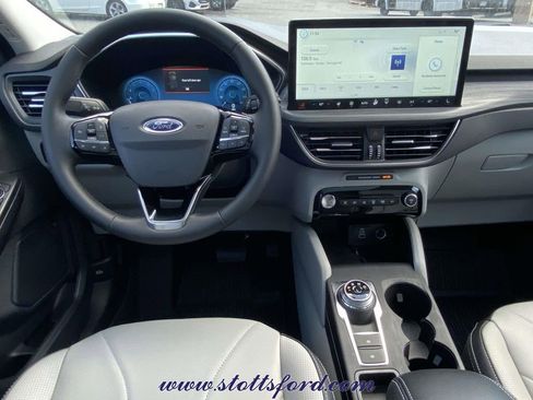 New 2026 Ford Escape Platinum w/ Premium Technology Package AWD/4WD image 10
