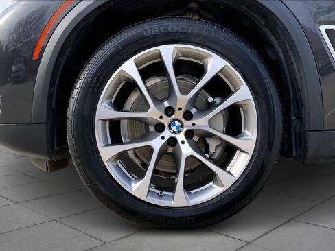 Used 2019 BMW X5 xDrive40i w/ Convenience Package image 11