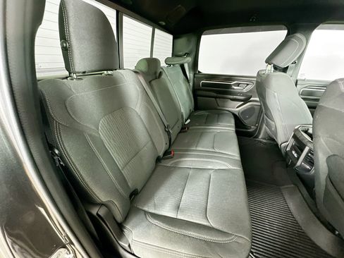 Used 2024 RAM 1500 Big Horn AWD/4WD image 32