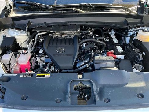 Used 2024 Toyota Grand Highlander XLE image 30