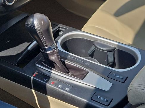Used 2017 Acura RDX AWD image 23