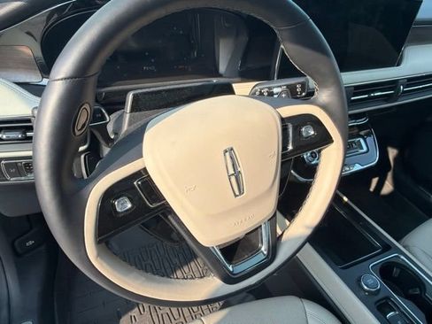 Used 2025 Lincoln Corsair Grand Touring w/ Equipment Group 302A AWD/4WD image 20