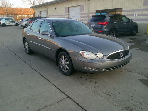 Used 2007 Buick LaCrosse CX image 3