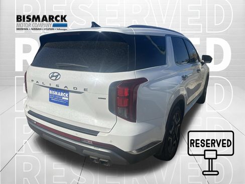 Used 2023 Hyundai Palisade Limited AWD/4WD image 5