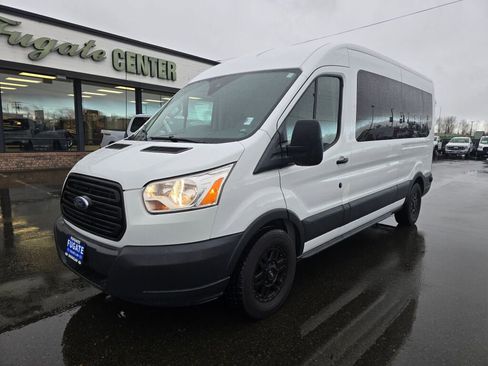 Used 2019 Ford Transit 350 XLT image 2