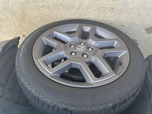 Used 2023 Honda Passport EX-L image 19