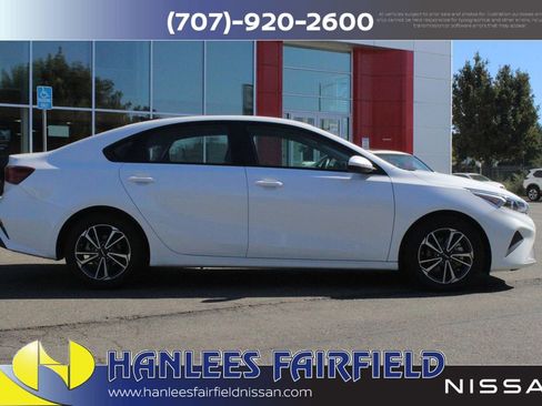 Used 2023 Kia Forte LXS FWD image 6