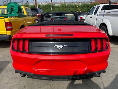 Used 2019 Ford Mustang Premium RWD image 5