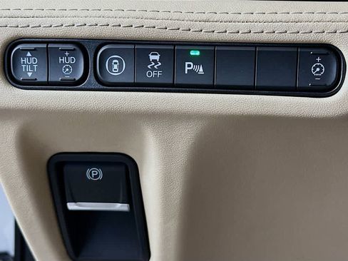 Used 2022 Acura MDX SH-AWD w/ Advance Package image 26