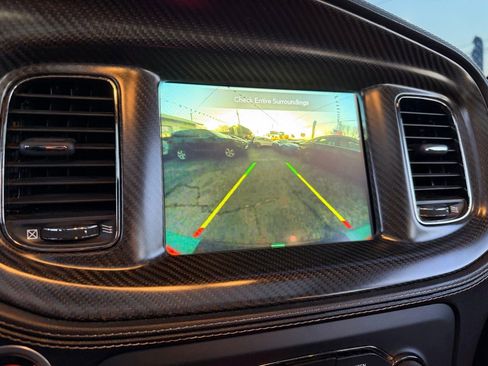 Used 2020 Dodge Charger SRT Hellcat w/ Carbon/Suede Interior Package image 31