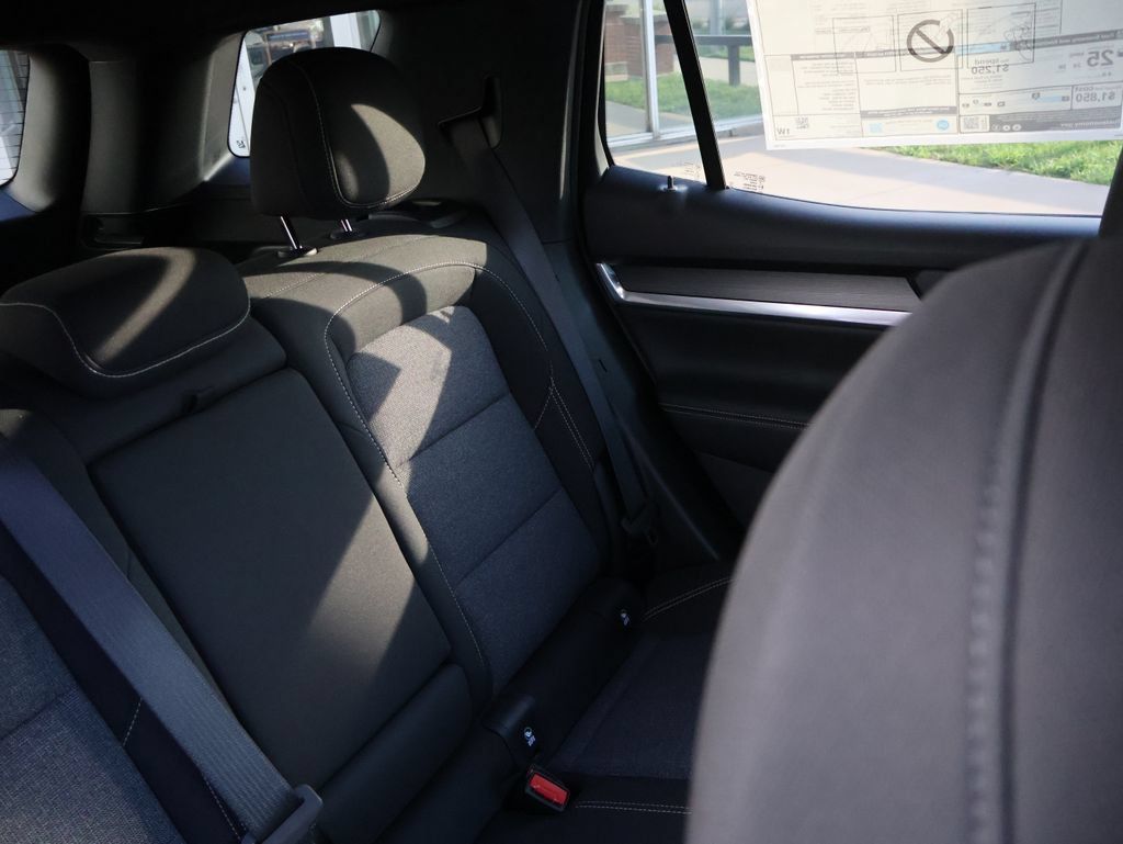 New 2027 GMC Terrain Elevation AWD/4WD image 13