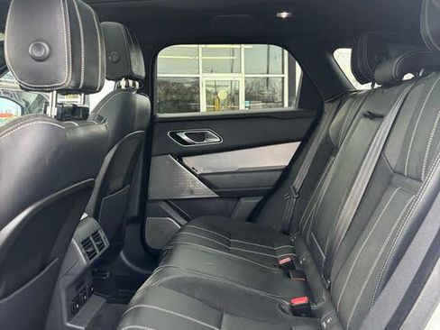 Used 2019 Land Rover Range Rover Velar R-Dynamic SE AWD/4WD image 14