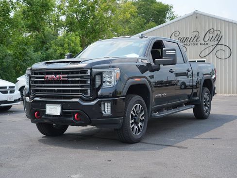 Used 2020 GMC Sierra 3500 AT4 w/ AT4 Premium Package AWD/4WD image 7