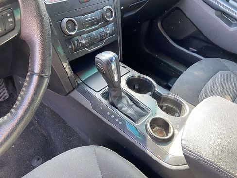 Used 2018 Ford Explorer XLT w/ Equipment Group 201A image 21