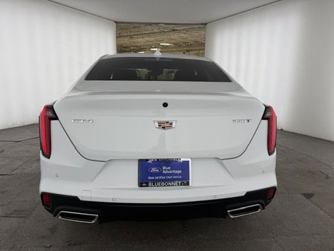 Used 2026 Cadillac CT4 Premium Luxury RWD image 4