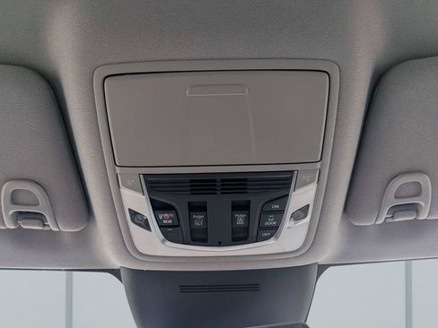 Certified 2025 Acura MDX FWD w/ Technology Package image 26